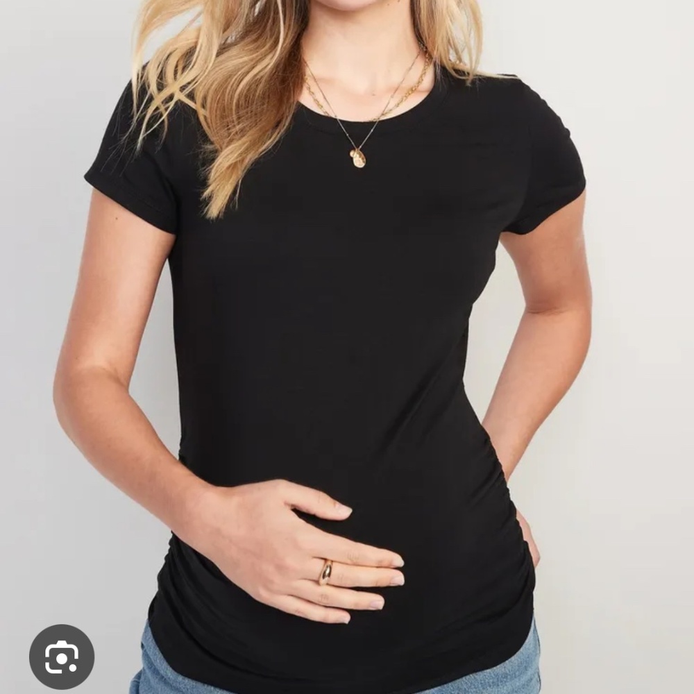Old Navy Maternity Crew Neck T Shirt